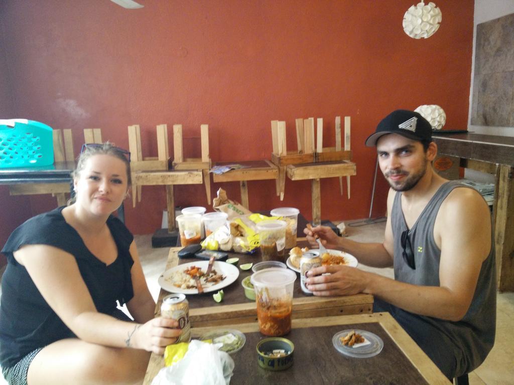 Humble Bumble Hostel Playa del Carmen Exterior foto