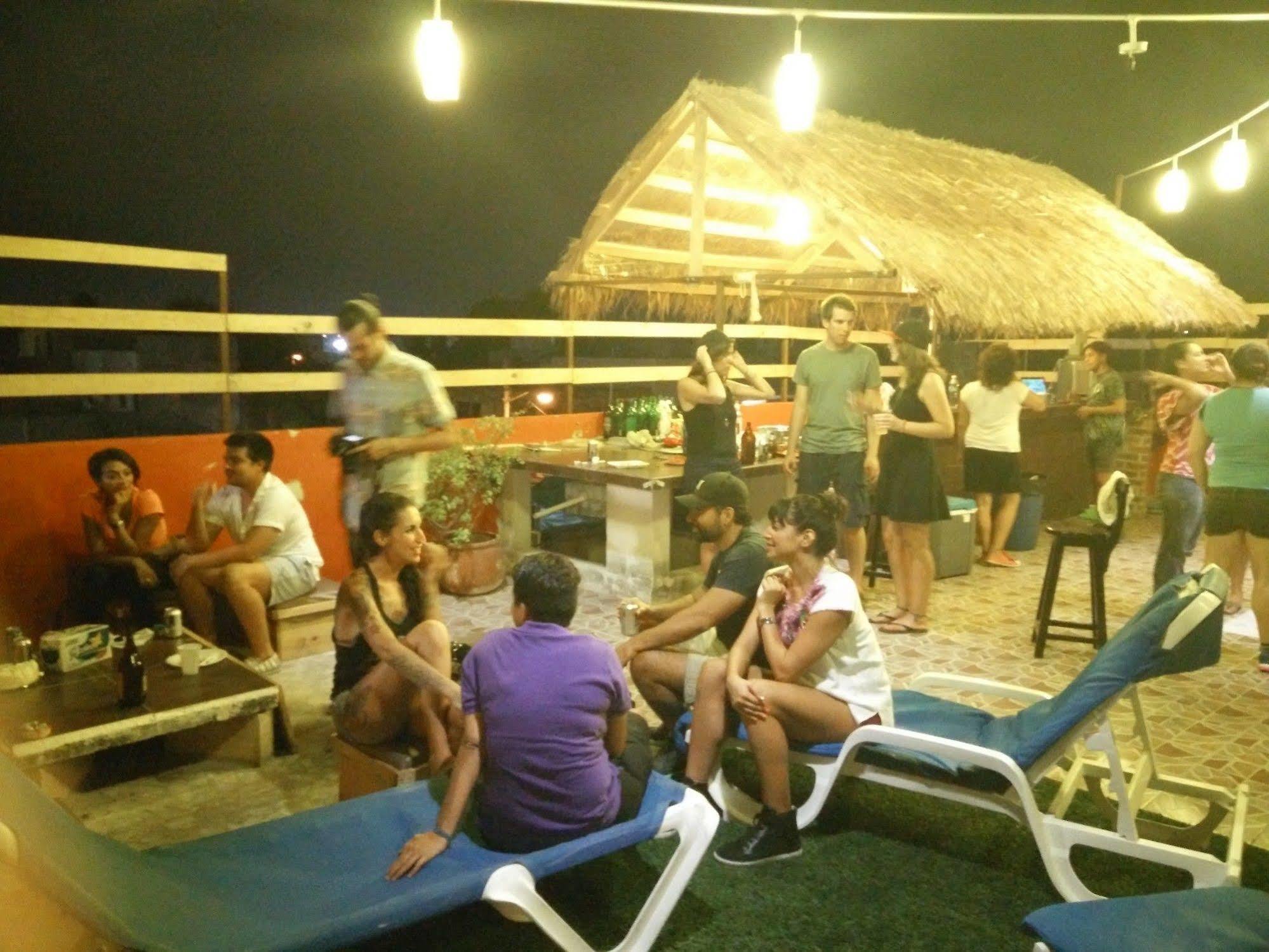 Humble Bumble Hostel Playa del Carmen Exterior foto